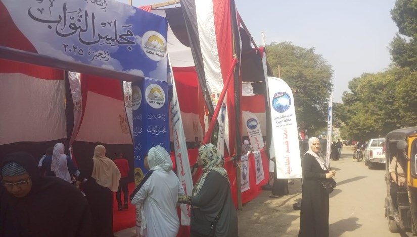 جانب من الانتخابات فى منطقة الهرم