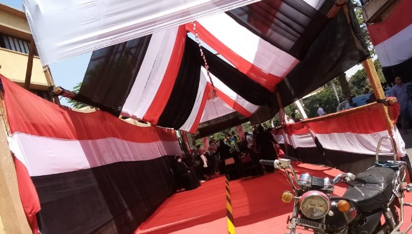 جانب من متابعة انتخابات 2025