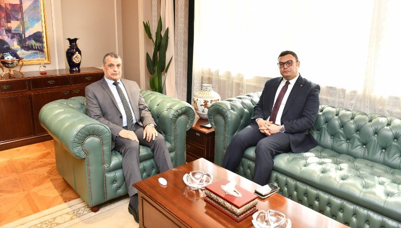 وزيرا "الإنتاج الحربي"و"الإسكان" 