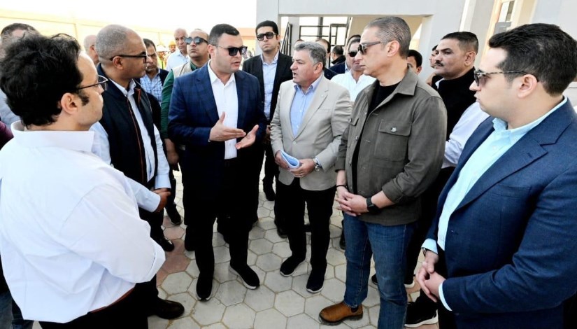جانب من جولة وزير الإسكان ومحافظ الفيوم