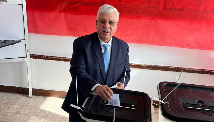  وزير التعليم العالي الدكتور أيمن عاشور يدلي بصوته في انتخابات النواب