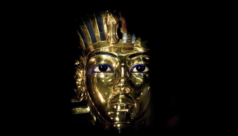 الفرعون الذهبي توت عنخ آمون