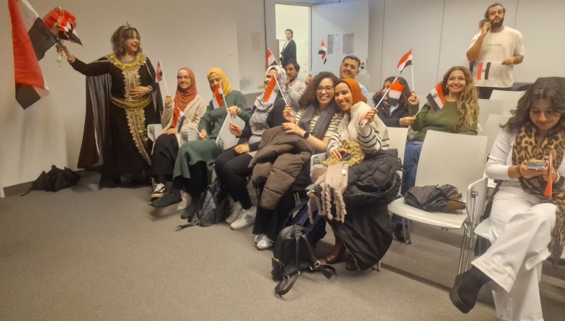 الجالية المصرية في برلين تتابع البث المباشر لافتتاح المتحف المصري الكبير الجالية المصرية في برلين تتابع البث المباشر لافتتاح المتحف المصري الكبير