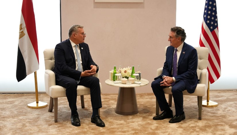 وزير البترول والثروة المعدنية مع وزير الشؤون الداخلية ورئيس المجلس الوطني للطاقة بالولايات المتحدة الأمريكية 