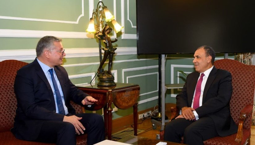 وزير الخارجية يستقبل وزير البترول والثروة المعدنية