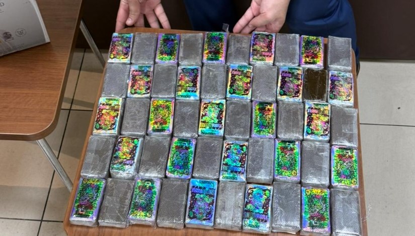 عملية تهريب مخدرات بالمطار القاهرة