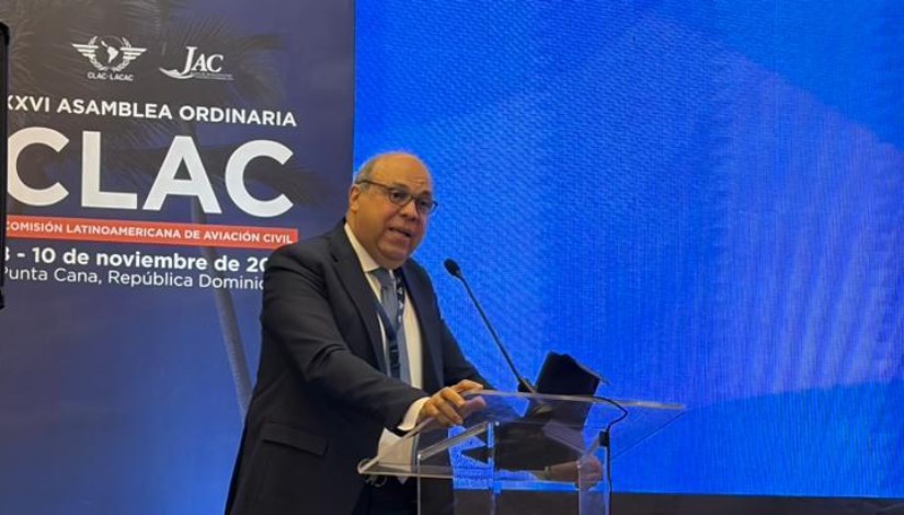 وزير الطيران 