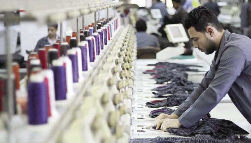 صناعة الملابس- أرشيفية 