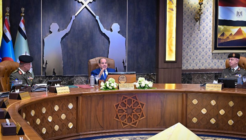 الرئيس عبد الفتاح السيسي خلال اختبارات كشف الهيئة للطلبة المُتقدمين للالتحاق بالأكاديمية العسكرية المصرية والكليات العسكرية
