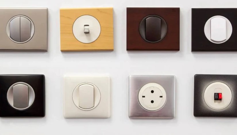 مفاتيح إنارة ذكية