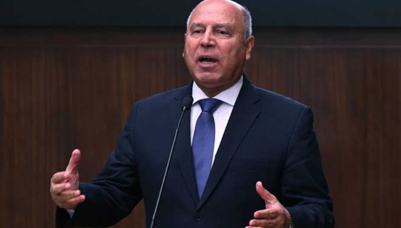 وزير الصناعة