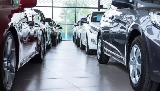 معرض سيارات