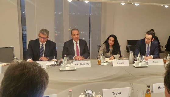 جانب من زيارته وزير الخارجية لألمانيا