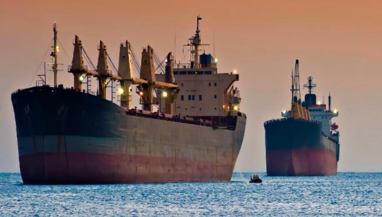 سفن تجارية أرشيفية