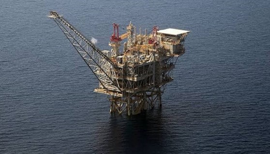 حفار بترولي- أرشيفية