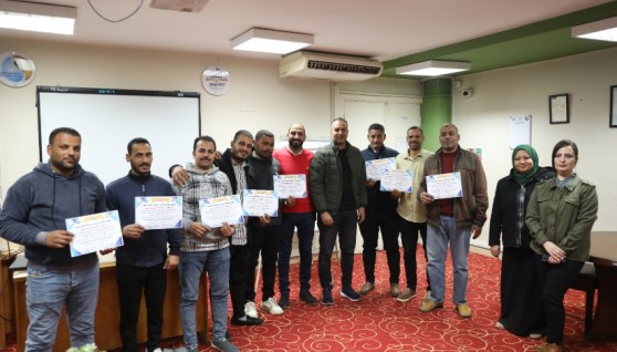 جانب من تنفيذ برنامج لرفع كفاءة وتدريب العمالة الحرفية