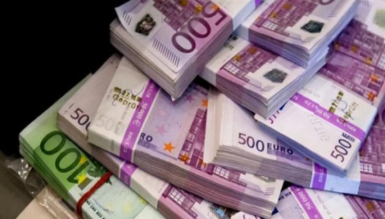 سعر اليورو الوم 