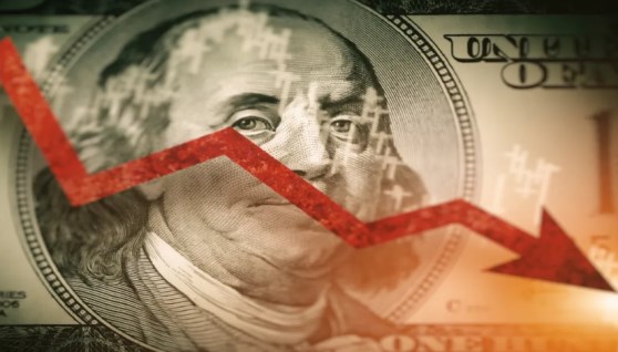 انخفاض الدولار الامريكي 