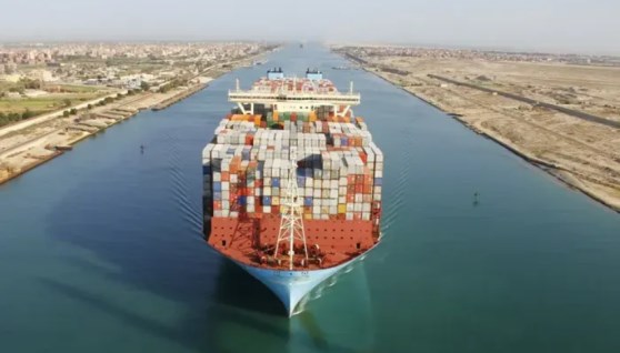 قناة السويس