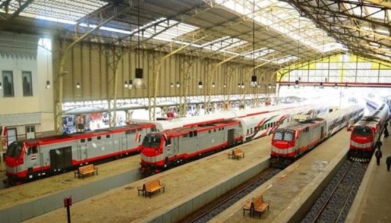  السكك الحديدية