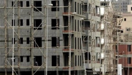 البناء على قطعة الأرض