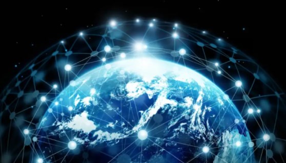 الإنترنت الفضائي