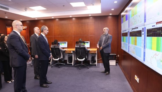 الدكتور عمرو طلعت وزير الاتصالات