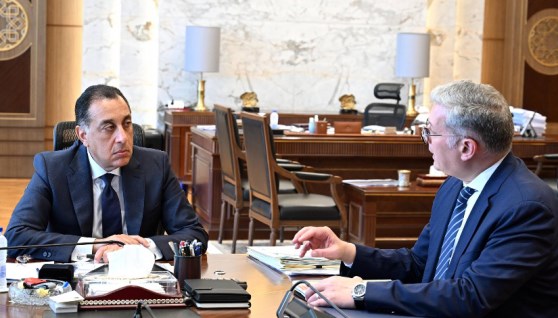 خلال لقاء رئيس مجلس الوزراء بوزير البترول 