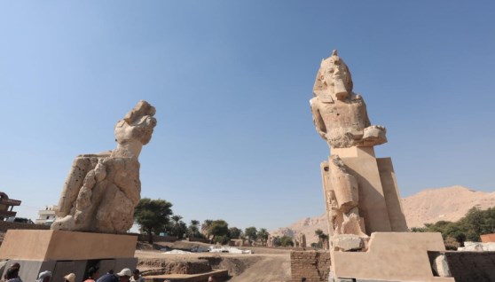 تمثالي أمنحتب الثالث