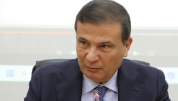  علاء فاروق وزير الزراعة واستصلاح الأراضي