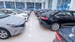 معرض سيارات