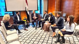 وزير البترول خلال مباحثاته من لندن