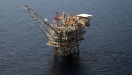 حفار بترولي- أرشيفية