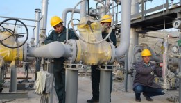 توصيل الغاز للمصانع