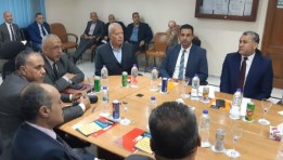 جانب من جولة رئيس هيئة البترول شركة جنوب الضبعة للبترول