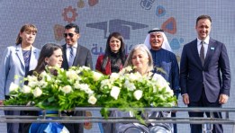 جانب من الافتتاح 