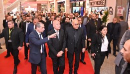 جانب من فعاليات معرض القاهرة الدولي للجلود 