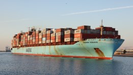 الحاويات العملاقة CMA CGM JACQUES SAADE