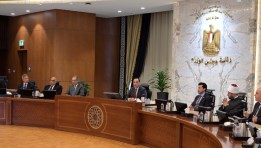 رئيس الوزراء خلال اجتماعه اليوم لمتابعة إجراءات تفعيل آليات التصدي للشائعات