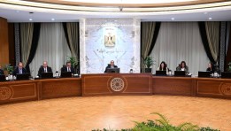 رئيس مجلس الوزراء خلال اجتماعه مع اللجنة الوزارية للعدالة الاجتماعية 