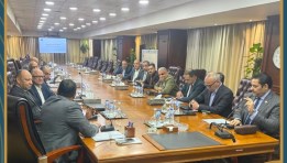 جانب من اجتماع الشركة 