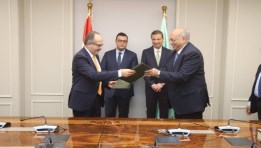  وزيرا الزراعة والإسكان يشهدان توقيع عقد الاتفاق