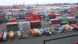 ميناء جاف - صورة أرشيفية