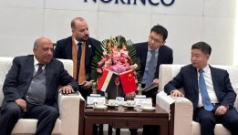 وزير الكهرباء يلتقي رئيس مجموعة نورينكو الصينية