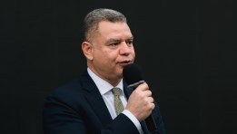  المهندس أحمد الظاهر