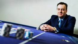 كينيث ألكسندر