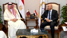 خلال لقاء الفريق كامل الوزير والدكتور أحمد بن محمد السيد وزير التجارة بدولة قطر 