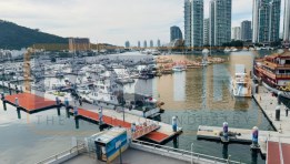 مركز اليخوت الدولي في سانيا