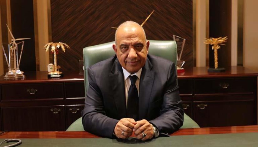 الدكتور محمود عصمت وزير الكهرباء والطاقة المتجددة