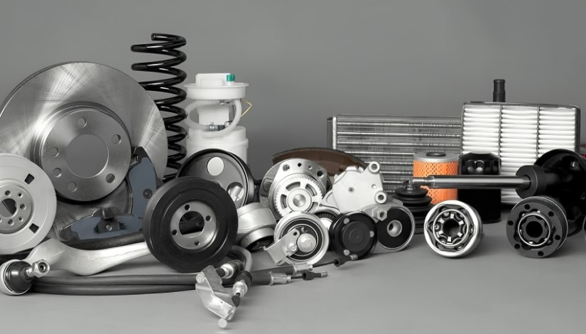 قطع غيار السيارات